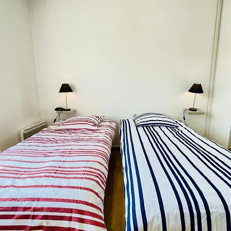 Louis Place Du Marche Lägenhet *