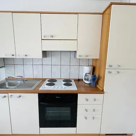 Louis Place Du Marche * Bains-les-Bains