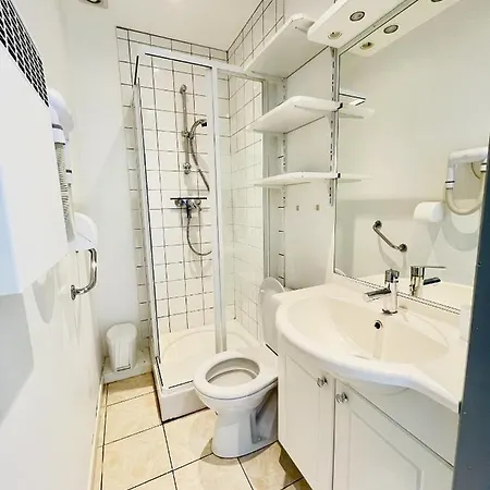 Lägenhet Louis Place Du Marche