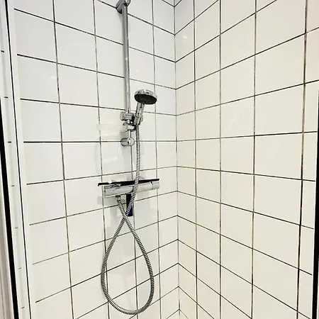 Louis Place Du Marche