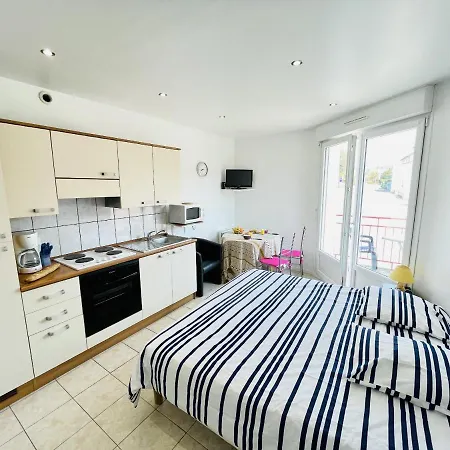 Louis Place Du Marche Bains-les-Bains