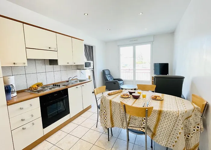 Louis Place Du Marche Bains-les-Bains