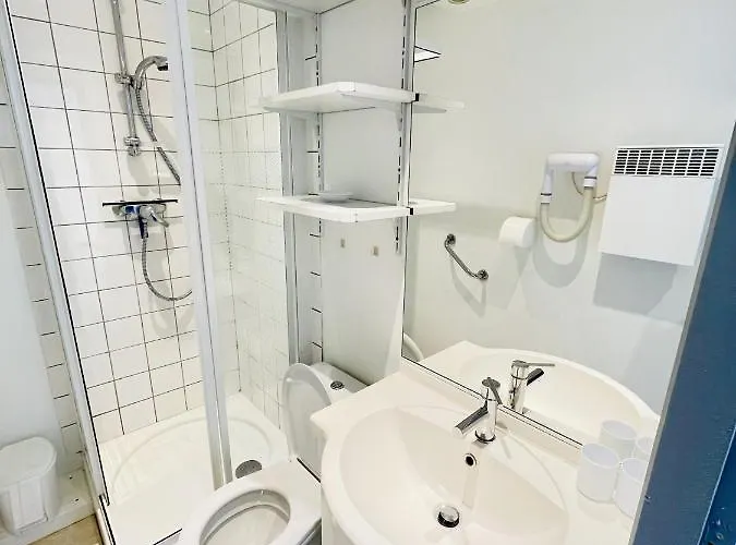 Louis Place Du Marche *