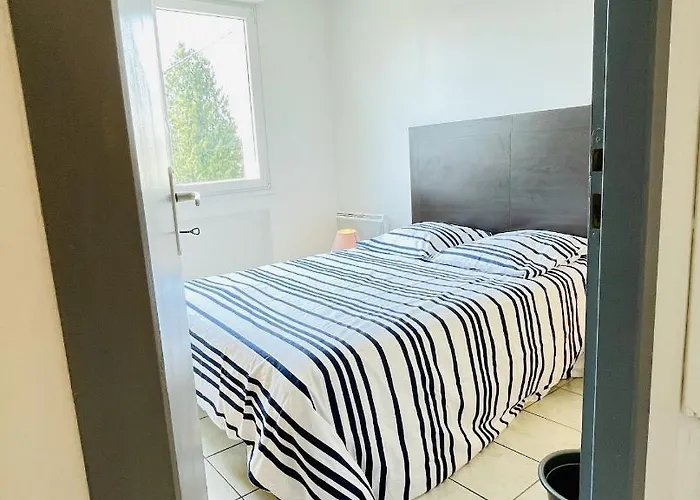 Louis Place Du Marche