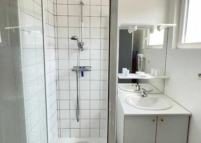 Louis Place Du Marche Apartment *