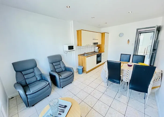 Apartment Louis Place Du Marche *