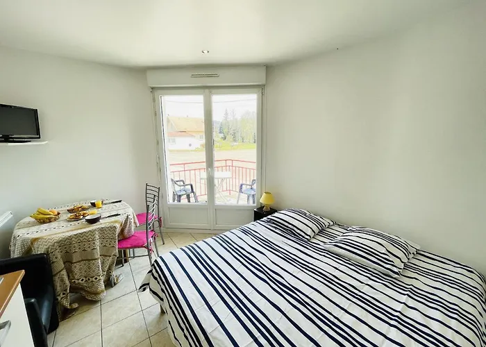 Louis Place Du Marche